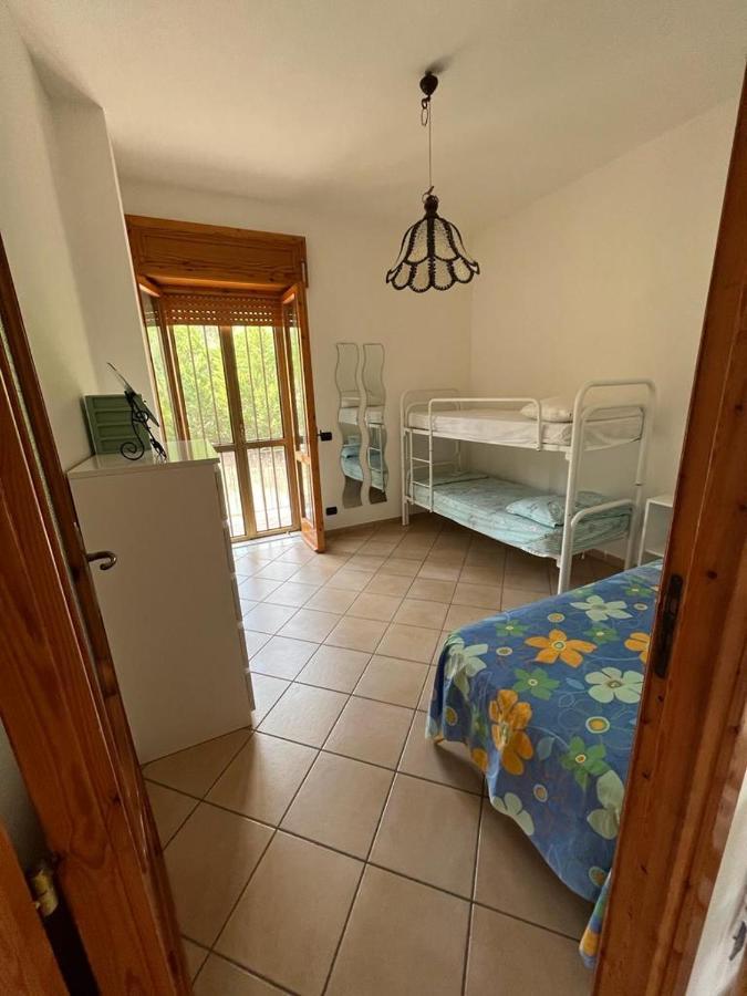 Casa Vacanze Maria Vienna ポッリカ エクステリア 写真